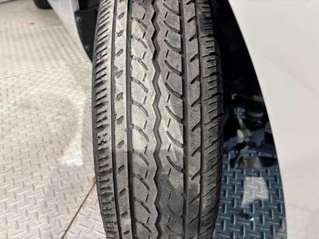 ＮＶ３５０キャラバンバン ２．５　ＶＸ　ロングボディ　ディーゼルターボ　４ＷＤ　純正ナビ　バックビューモニター　ＬＥＤヘッ（17枚目）