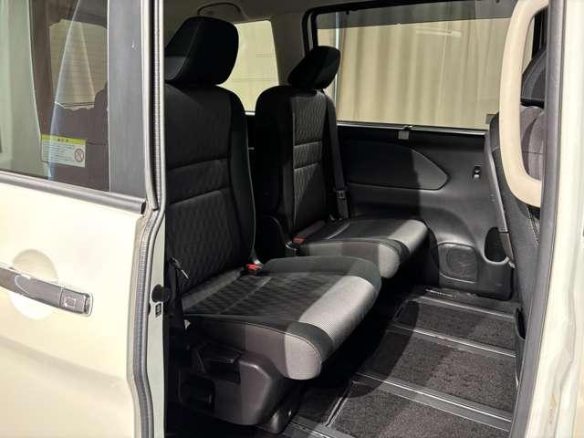 セレナ 1.2 e-POWER ハイウェイスター V ワンオーナー 後席モニター プロパイロ(12枚目)