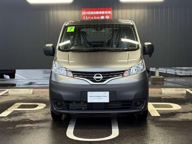 ＮＶ２００バネットバン １．６　ＤＸ　登録済未使用車　オーディオレス車（6枚目）