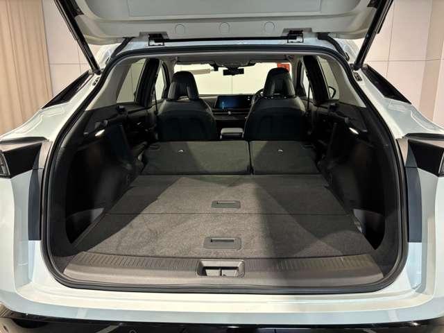 アリア B6 e-4ORCE 4WD 当社試乗車 プロパイロット2.0(11枚目)