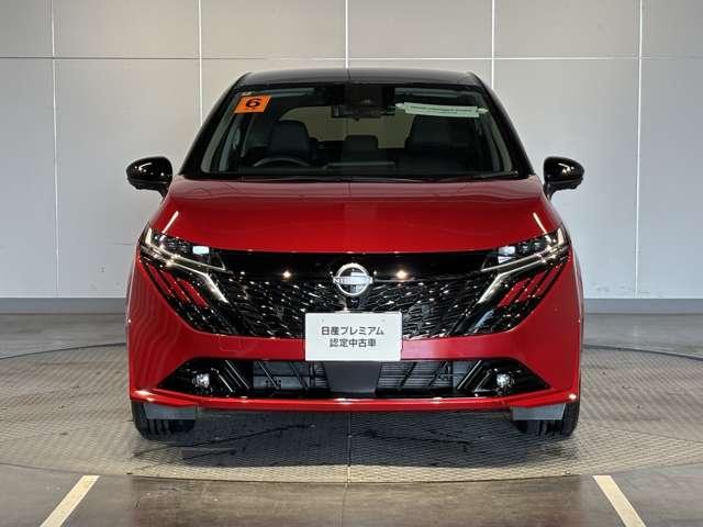 オーラ 1.2 G FOUR レザーエディション 4WD 当社試乗車 9インチ純正メモリーナビ(6枚目)