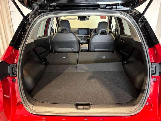 オーラ 1.2 G FOUR レザーエディション 4WD 当社試乗車 9インチ純正メモリーナビ(11枚目)