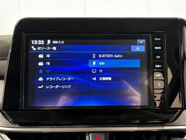 オーラ 1.2 G FOUR レザーエディション 4WD 当社試乗車 9インチ純正メモリーナビ(12枚目)