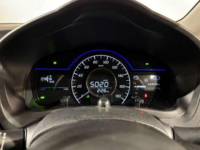 ノート 1.2 e-POWER メダリスト ワンオーナー 純正メモリーナビ(4枚目)