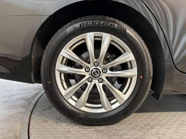 フーガ 3.7 370GT FOUR 4WD メーカーナビ(17枚目)