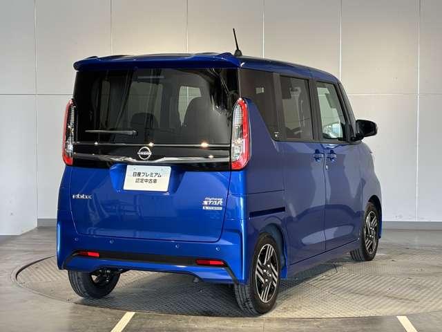 ルークス ６６０　ハイウェイスターＸ　当社試乗車　９インチ純正メモリーナビ（2枚目）