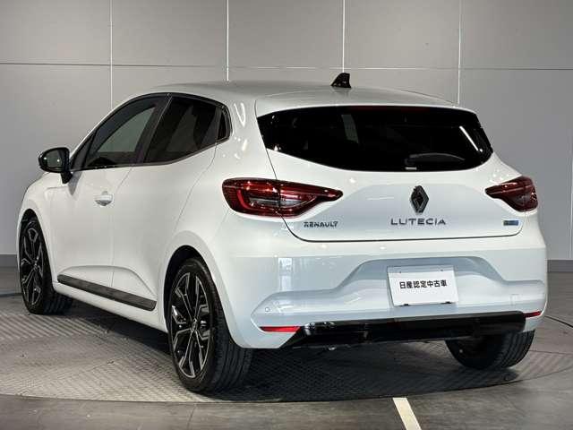 ルーテシア E-テックフルハイブリッド ☆ワンオーナー☆純正ディスプレイオーディオ☆バックビューモニター☆アダプティブクルーズコントロール☆LEDライト☆オートライト☆ETC☆衝突軽減ブレーキ☆横滑り防止☆ソナー☆(23枚目)