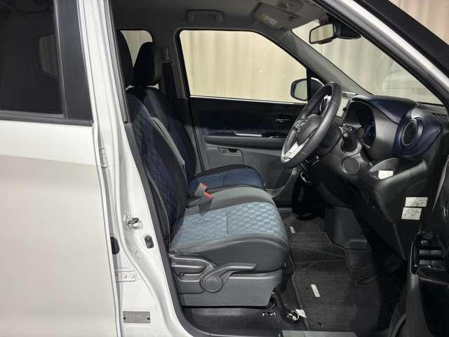 デイズ ６６０　ハイウェイスターＧターボ　ワンオーナー　純正メモリーナビ（8枚目）