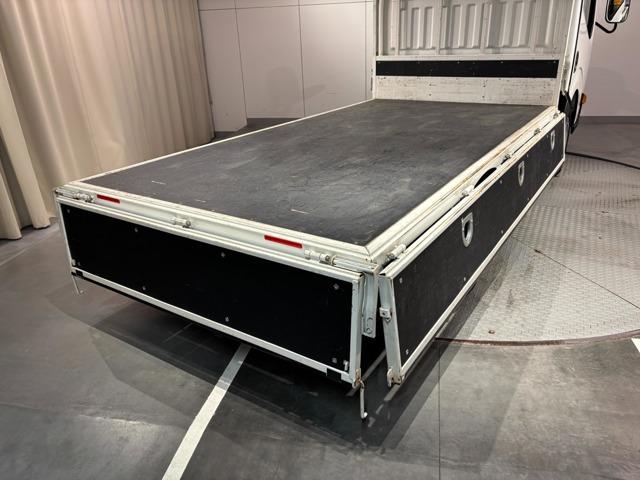 アトラストラック ２．０　スーパーロー　５ＭＴ　純正ラジオ　社外ドラレコ（9枚目）