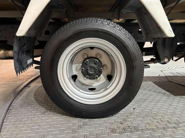 アトラストラック ２．０　スーパーロー　５ＭＴ　純正ラジオ　社外ドラレコ（18枚目）