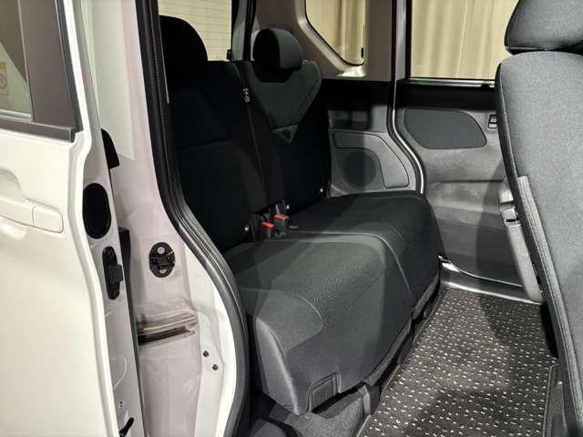 ルークス ６６０　ハイウェイスターＸ　当社試乗車　９インチ純正メモリーナビ（9枚目）