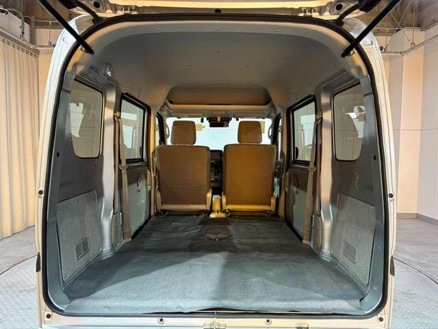 �׎��X�y�[�X�R�ł���