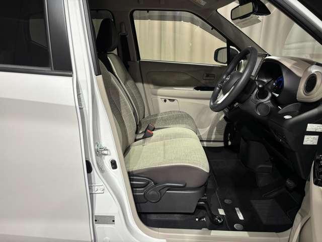 デイズ ６６０　Ｘ　ワンオーナー　９インチ純正メモリーナビ（8枚目）