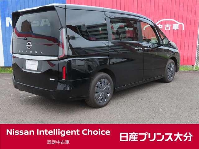 セレナ ２．０　ＸＶ　当社元試乗車　メモリーナビ付　オートエアコン　禁煙　ドラレコ　ＬＥＤヘッドライト　アラウンドビューモニター　両側電動スライドドア　スマートキー＆プッシュスタート　ＥＴＣ　車線逸脱警報　レーダークルーズ　盗難防止装置　Ａストップ（2枚目）