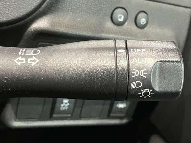 ノート １．２　ｅ－ＰＯＷＥＲ　Ｘ　アラウンドビューモニター　ドラレコ　ＥＴＣ　３６０°カメラ　記録簿付　Ｒカメラ　運転席助手席エアバック　レーンキープ　ＡＵＴＯエアコン　１オーナー　ナビＴＶ　ＡＷ　サイドカメラ　運転席エアバッグ　キーレスエントリー　ドラレコ　ＥＴＣ車載器（10枚目）