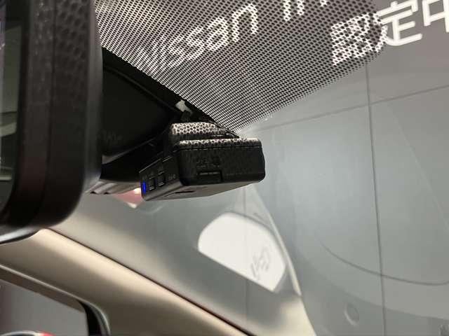 ノート １．２　ｅ－ＰＯＷＥＲ　Ｘ　アラウンドビューモニター　ドラレコ　ＥＴＣ　３６０°カメラ　記録簿付　Ｒカメラ　運転席助手席エアバック　レーンキープ　ＡＵＴＯエアコン　１オーナー　ナビＴＶ　ＡＷ　サイドカメラ　運転席エアバッグ　キーレスエントリー　ドラレコ　ＥＴＣ車載器（12枚目）