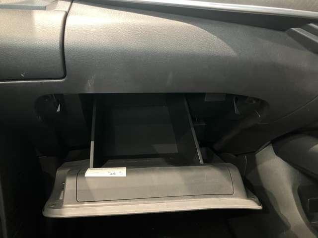 ノート 1.2 X LEDライト アラウンドビューモニター リアカメラ 衝突被害軽減ブレ-キ 全方位カメラ LEDヘッドライト レーンアシスト インテリジェントキー ワンオーナー 整備記録簿 ワンセグTV TVナビ サイドカメラ メモリーナビ パワーウィンドウ(16枚目)