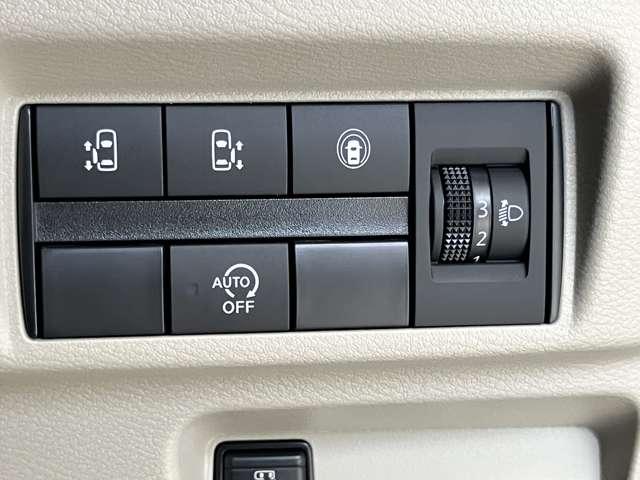 ルークス 660 X 元試乗車 アラウンドビューモニター 片側 アラモニ 前後衝突軽減ブレーキ ワンオーナー車 禁煙 ETC スマートキー 定期点検記録簿 キーフリー ドライブレコーダー i-stop フルオートエアコン パワーウインドウ LED バックカメラ(11枚目)