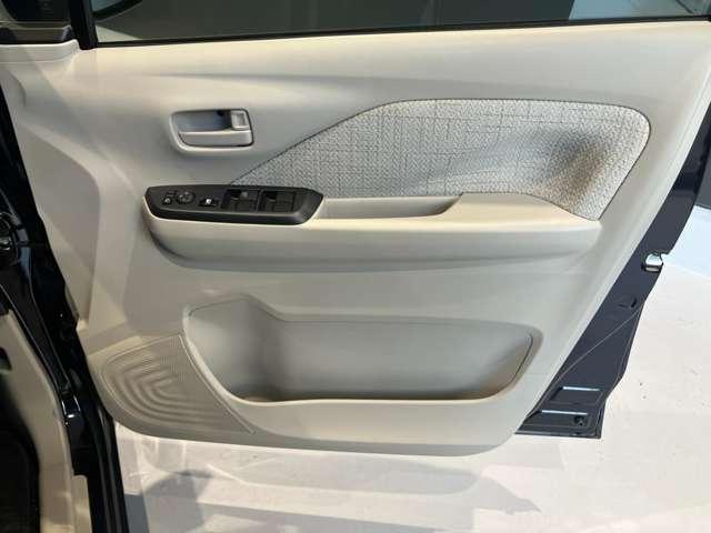 デイズ 660 S CDチューナー アイドリングストップ USB 運転席エアバッグ i-STOP 1オーナ 助手席エアバッグ 記録簿有り エアコン PW PS ABS サポカー(17枚目)