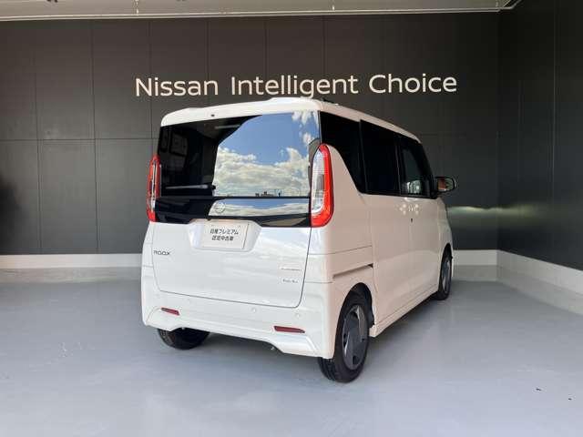 ルークス ６６０　Ｘ　元試乗車　アラビュー　片側オートＳ　アラモニ　前後衝突軽減ブレーキ　ワンオーナー車　禁煙　ＥＴＣ　スマートキー　定期点検記録簿　キーフリー　ドライブレコーダー　ｉ－ｓｔｏｐ　フルオートエアコン　パワーウインドウ　バックカメラ　エアバック（2枚目）