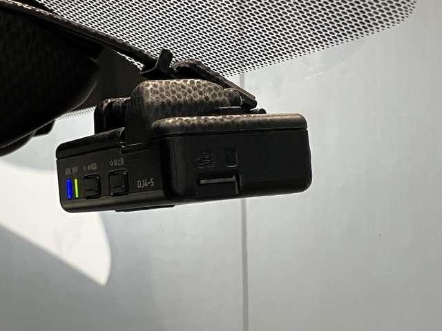 リーフ ｅ＋　Ｘ　アラビュー　プロパイロット　ＥＴＣ　ドラレコ　ワンオ－ナ－車　ＬＥＤライト　アダプティブクルーズコントロール　ドラレコ　ＥＴＣ　インテリキー　バックカメラ　点検記録簿　メモリーナビ　オートエアコン　Ｗエアバック　ＡＷ　ナビＴＶ　キーフリー　ＡＢＳ（16枚目）