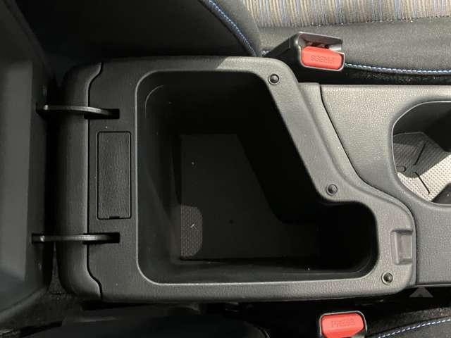 リーフ ｅ＋　Ｘ　アラビュー　プロパイロット　ＥＴＣ　ドラレコ　ワンオ－ナ－車　ＬＥＤライト　アダプティブクルーズコントロール　ドラレコ　ＥＴＣ　インテリキー　バックカメラ　点検記録簿　メモリーナビ　オートエアコン　Ｗエアバック　ＡＷ　ナビＴＶ　キーフリー　ＡＢＳ（20枚目）