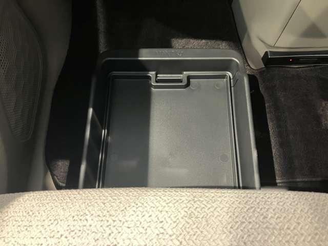 ルークス 660 X 元試乗車 アラビュー 片側オートS ETC ドラ アラモニ 前後衝突軽減ブレーキ ワンオーナー車 禁煙 ETC スマートキー 定期点検記録簿 キーフリー ドライブレコーダー i-stop フルオートエアコン パワーウインドウ バックカメラ エアバック(18枚目)