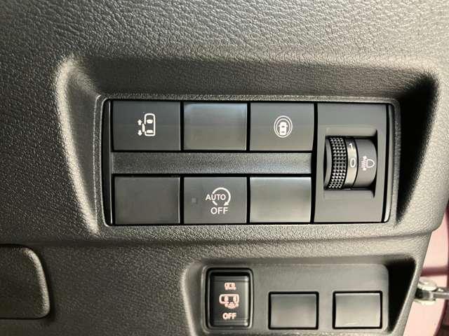 ルークス 660 ハイウェイスターX 元試乗車 アラビュー 片側オートS アイスト 衝突被害軽減ブレ-キ 助手席側オートスライドドア マルチビューカメラ 禁煙 LED スマートキー パワーウィンドウ ワンオーナー ナビTV バックカメラ 記録簿 パワステ オートエアコン(11枚目)