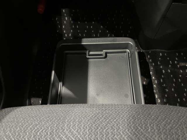 ルークス 660 ハイウェイスターX 元試乗車 アラビュー 片側オートS アイスト 衝突被害軽減ブレ-キ 助手席側オートスライドドア マルチビューカメラ 禁煙 LED スマートキー パワーウィンドウ ワンオーナー ナビTV バックカメラ 記録簿 パワステ オートエアコン(17枚目)