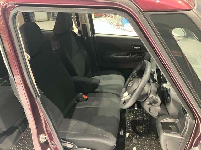 ルークス 660 ハイウェイスターX 元試乗車 アラビュー 片側オートS アイスト 衝突被害軽減ブレ-キ 助手席側オートスライドドア マルチビューカメラ 禁煙 LED スマートキー パワーウィンドウ ワンオーナー ナビTV バックカメラ 記録簿 パワステ オートエアコン(19枚目)