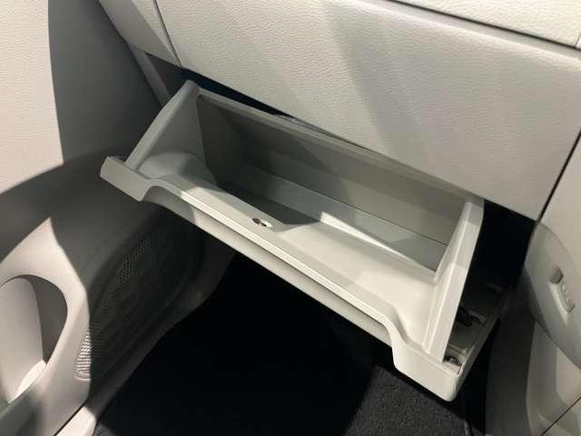 ルークス 660 X 元サービス代車 アラビュー 片側オートS アラモニ 前後衝突軽減ブレーキ ワンオーナー車 禁煙 スマートキー 定期点検記録簿 キーフリー i-stop フルオートエアコン パワーウインドウ バックカメラ Wエアバック メモリーナビ エアバック(13枚目)