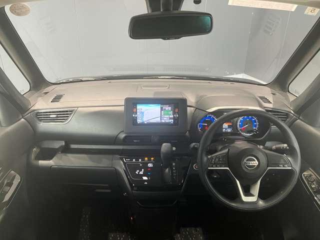 ルークス 660 ハイウェイスターX LEDライト アラビュー 片側オートS ETC アイスト 衝突被害軽減ブレ-キ 助手席側オートスライドドア マルチビューカメラ ETC LED スマートキー パワーウィンドウ ワンオーナー ナビTV バックカメラ 記録簿 パワステ オートエアコン(3枚目)