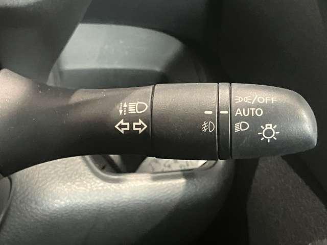 ルークス 660 ハイウェイスターX LEDライト アラビュー 片側オートS ETC アイスト 衝突被害軽減ブレ-キ 助手席側オートスライドドア マルチビューカメラ ETC LED スマートキー パワーウィンドウ ワンオーナー ナビTV バックカメラ 記録簿 パワステ オートエアコン(10枚目)