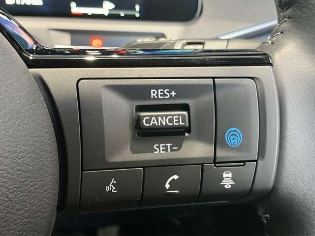 オーラ １．２　Ｇ　元試乗車　ＬＥＤ　ＥＴＣ　アラビュー　プロパイロッ　自動（被害軽減）ブレーキ　試乗車アップ　ＬＥＤ　ＬＫＡ　サイドカメラ　ＥＴＣ　ドライブレコーダー　アルミホイール　禁煙　インテリジェントキー　パワーウィンドウ　ワンオーナー　フルオートエアコン　記録簿（10枚目）