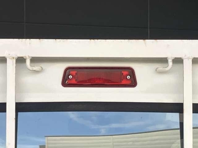 クリッパートラック ６６０　ＳＤ　４ＷＤ　ラジオチューナー　エアコン　パートタイム４ＷＤ　エアコン付　定期点検記録簿　エアバック　ＡＢＳ　１オーナー（12枚目）