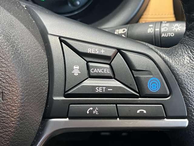 キックス １．２　Ｘ　ツートーン　インテリアエディション　（ｅ－ＰＯＷＥＲ）　ＬＥＤ　アラビュー　プロパイロット　ＥＴＣ　ドラレ　エマージェンシーＢ　アラウンドモニター　Ｒカメラ　ＬＥＤ　ワンオーナ　エアコン　ドラレコ　スマートキー　記録簿　ＥＴＣ　メモリーナビ　ＡＷ　キーレス　ワンセグＴＶ　ナビＴＶ　ＡＢＳ　パワーウィンドウ（10枚目）