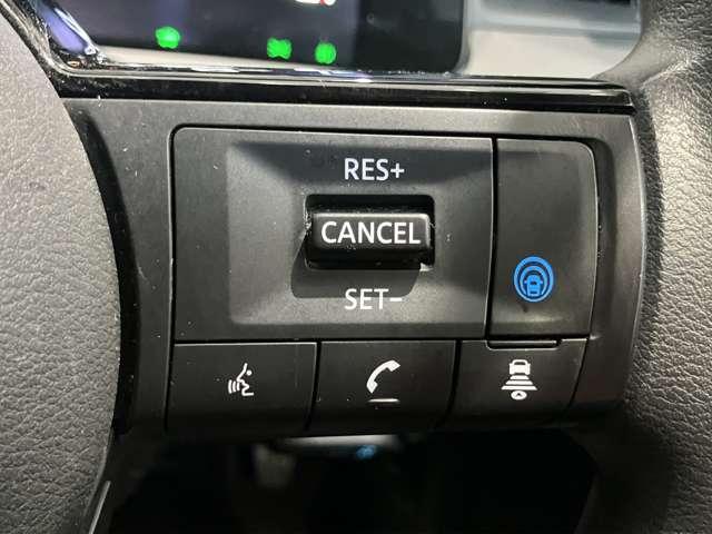 ノート １．２　Ｘ　ＬＥＤ　アラビュー　プロパイロット　ＥＴＣ　ドラレ　リアカメラ　衝突被害軽減ブレ－キ　クルーズコントロール　全方位カメラ　ＥＴＣ付　ＬＥＤヘッドライト　レーンアシスト　インテリジェントキー　ワンオーナー　ドラレコ　整備記録簿　ワンセグＴＶ　ＴＶナビ（10枚目）