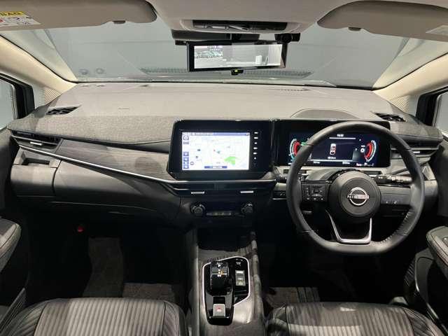 オーラ １．２　Ｇ　レザーエディション　元試乗車　ＬＥＤ　アラビュー　ＥＴＣ　ドラレコ　ワンオーナ　追突防止　本革　車線逸脱警報装置　禁煙車　ＬＥＤ　ドライブレコーダー　記録簿　バックモニター　ＥＴＣ　インテリジェントキー　メモリーナビゲーション　ＡＷ　キーレスエントリー　オートエアコン（3枚目）