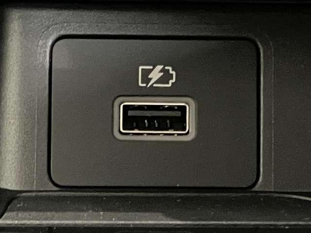 デイズ ６６０　Ｘ　バックカメラ　アルミホイール　オーディオレ　踏み間違え防止　スマートキー　バックカメラ　１オーナー　アイドリングストップ　キーレス　フルオートエアコン　ＷＡＢ　記録簿　運転席エアバック　ＰＳ　アルミホイール　ＡＢＳ　パワーウィンドウ（9枚目）