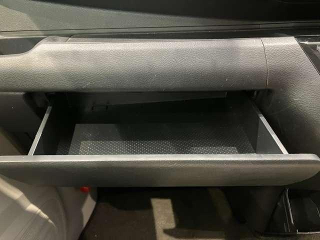 デイズ ６６０　Ｘ　アラウンドビューモニター　メモリーナビ　ＥＴ　アラウンドＭ　踏み間違え防止　スマートキー　バックカメラ　１オーナー　ＥＴＣ　アイドリングストップ　キーレス　フルオートエアコン　ナビＴＶ　ＷＡＢ　記録簿　運転席エアバック　メモリーナビゲーション（15枚目）