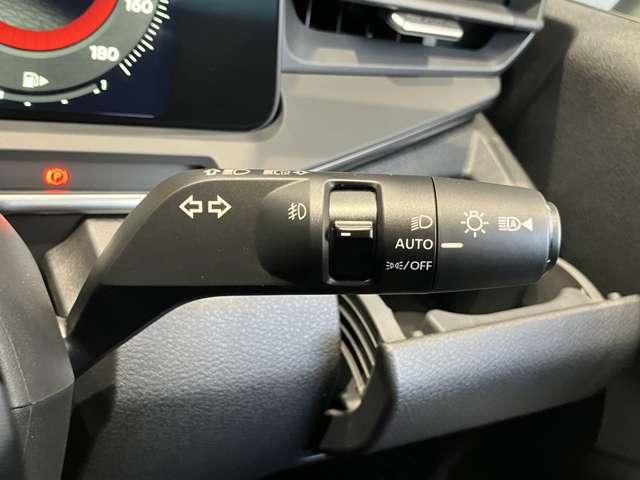 オーラ １．２　Ｇ　元試乗車　ＬＥＤ　アラビュー　プロパイロット　Ｅ　自動（被害軽減）ブレーキ　試乗車アップ　ＬＥＤ　ＬＫＡ　サイドカメラ　ＥＴＣ　ドライブレコーダー　アルミホイール　禁煙　インテリジェントキー　パワーウィンドウ　ワンオーナー　フルオートエアコン　記録簿（11枚目）