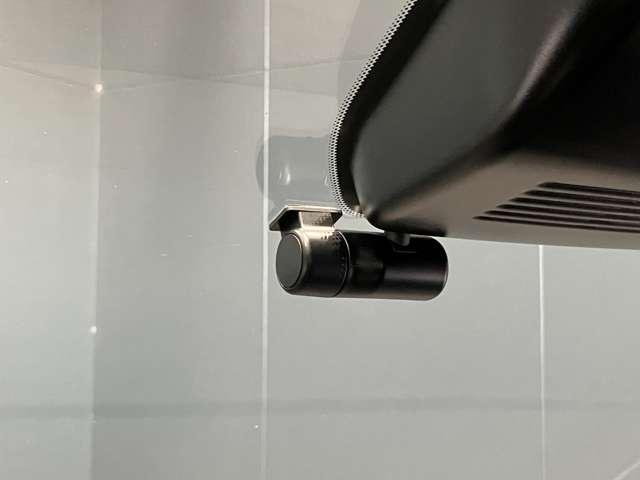 オーラ １．２　Ｇ　元試乗車　ＬＥＤ　アラビュー　プロパイロット　自動（被害軽減）ブレーキ　試乗車アップ　ＬＥＤ　ＬＫＡ　サイドカメラ　ＥＴＣ　ドライブレコーダー　アルミホイール　禁煙　インテリジェントキー　パワーウィンドウ　ワンオーナー　フルオートエアコン　記録簿（16枚目）