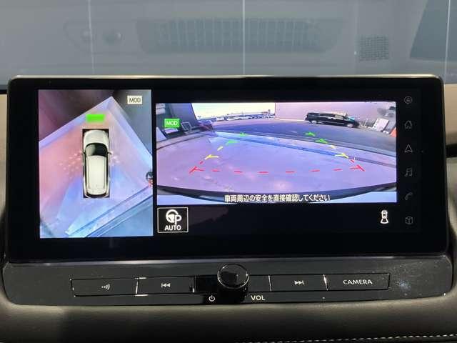 �O�㍶�E�S�̃J�����ŁA�ォ�猩���悤�ȉf�������͂��A���Ԏ������S�A�A���E���h�r���[���j�^�[�t�i����ł͊m�F���h�����O�̉f���ɐ؂�ւ��邱�Ƃ��\�ł��j�B