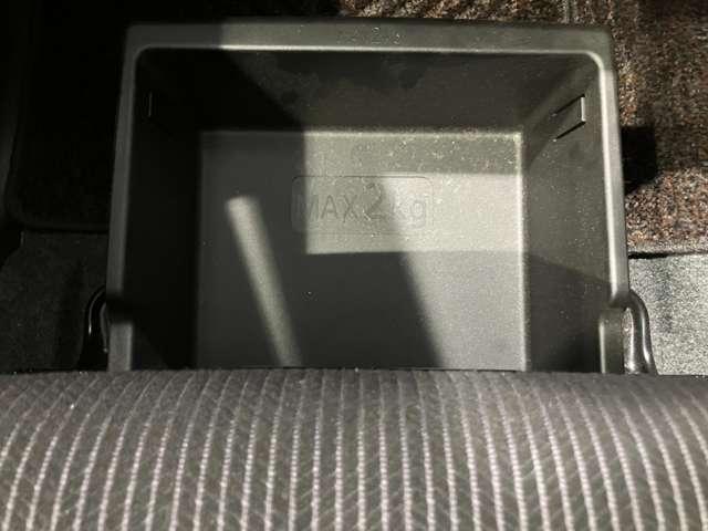 デイズルークス ６６０　Ｘ　Ｖセレクション　両側オートＳ　アラビュー　ＥＴＣ　メモリーナビ　踏み間違い衝突防止　Ｗ電動ドア　スマキー　ナビＴＶ　ｉ－ｓｔｏｐ　ＥＴＣ　ワンオ－ナ－車　アルミホイール　バックカメラ　キーフリー　サイドカメラ　オートエアコン　メモリーナビ　ワンセグＴＶ　ＡＢＳ（13枚目）