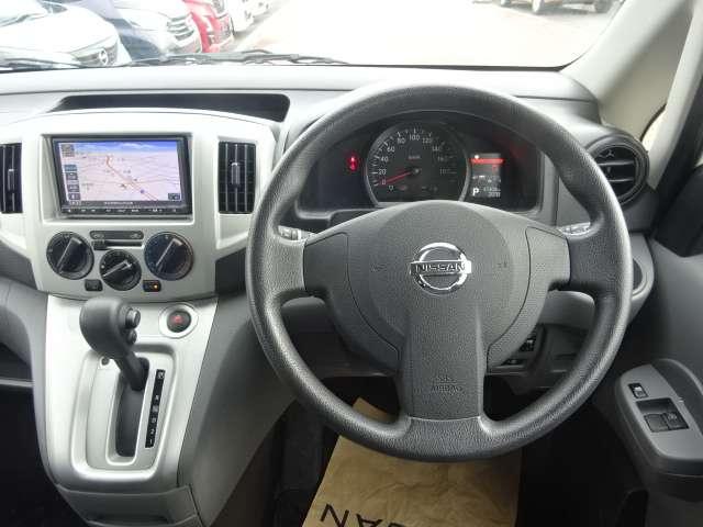 NV200バネットワゴン 1.6 16X-2R メモリーナビ バックモニター ETC2.0 オ 記録簿 助手席エアバック 1オーナー パワーステアリング ETC パワーウィンドウ 運転席エアバッグ ABS エアコン アルミホイール バックビューモニター ナビ&TV レーンアシスト メモリナビ(4枚目)