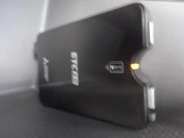 NV200バネットワゴン 1.6 16X-2R メモリーナビ バックモニター ETC2.0 オ 記録簿 助手席エアバック 1オーナー パワーステアリング ETC パワーウィンドウ 運転席エアバッグ ABS エアコン アルミホイール バックビューモニター ナビ&TV レーンアシスト メモリナビ(7枚目)