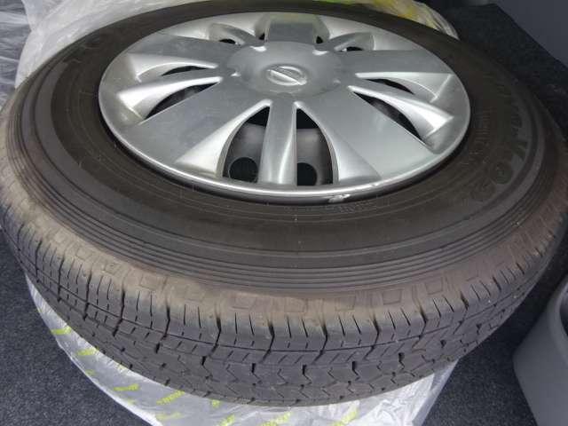 NV200バネットワゴン 1.6 16X-2R メモリーナビ バックモニター ETC2.0 オ 記録簿 助手席エアバック 1オーナー パワーステアリング ETC パワーウィンドウ 運転席エアバッグ ABS エアコン アルミホイール バックビューモニター ナビ&TV レーンアシスト メモリナビ(8枚目)