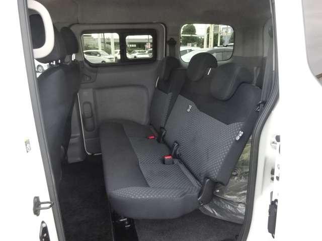 NV200バネットワゴン 1.6 16X-2R メモリーナビ バックモニター ETC2.0 オ 記録簿 助手席エアバック 1オーナー パワーステアリング ETC パワーウィンドウ 運転席エアバッグ ABS エアコン アルミホイール バックビューモニター ナビ&TV レーンアシスト メモリナビ(14枚目)