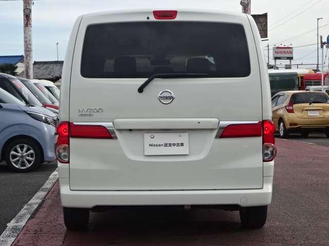 NV200バネットワゴン 1.6 16X-2R メモリーナビ バックモニター ETC2.0 オ 記録簿 助手席エアバック 1オーナー パワーステアリング ETC パワーウィンドウ 運転席エアバッグ ABS エアコン アルミホイール バックビューモニター ナビ&TV レーンアシスト メモリナビ(20枚目)
