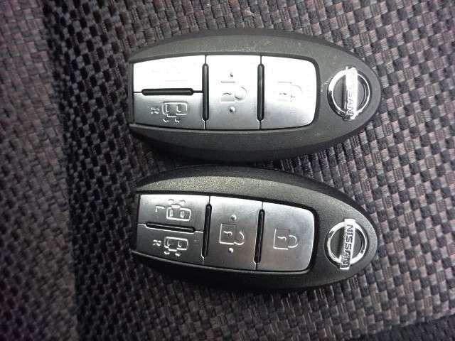 セレナ ２．０　ハイウェイスター　Ｓ－ＨＹＢＲＩＤ　メモリーナビ　バックカメラ　ＥＴＣ　ワンオーナ　アイドリングＳＴＯＰ　スマートエントリー　オートクルーズ　セキュリティ　Ｂカメラ　ＥＴＣ　アルミホイール　メモナビ　ＡＢＳ　ナビＴＶ　キーレス　パワーウィンドウ　助手席エアバック（17枚目）